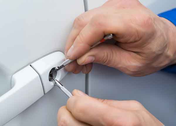 Locksmith in Elyria